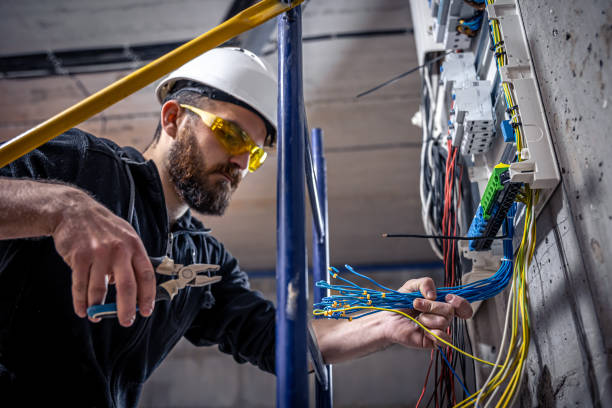 Best Local Electrician Companies  in Vinita, OK